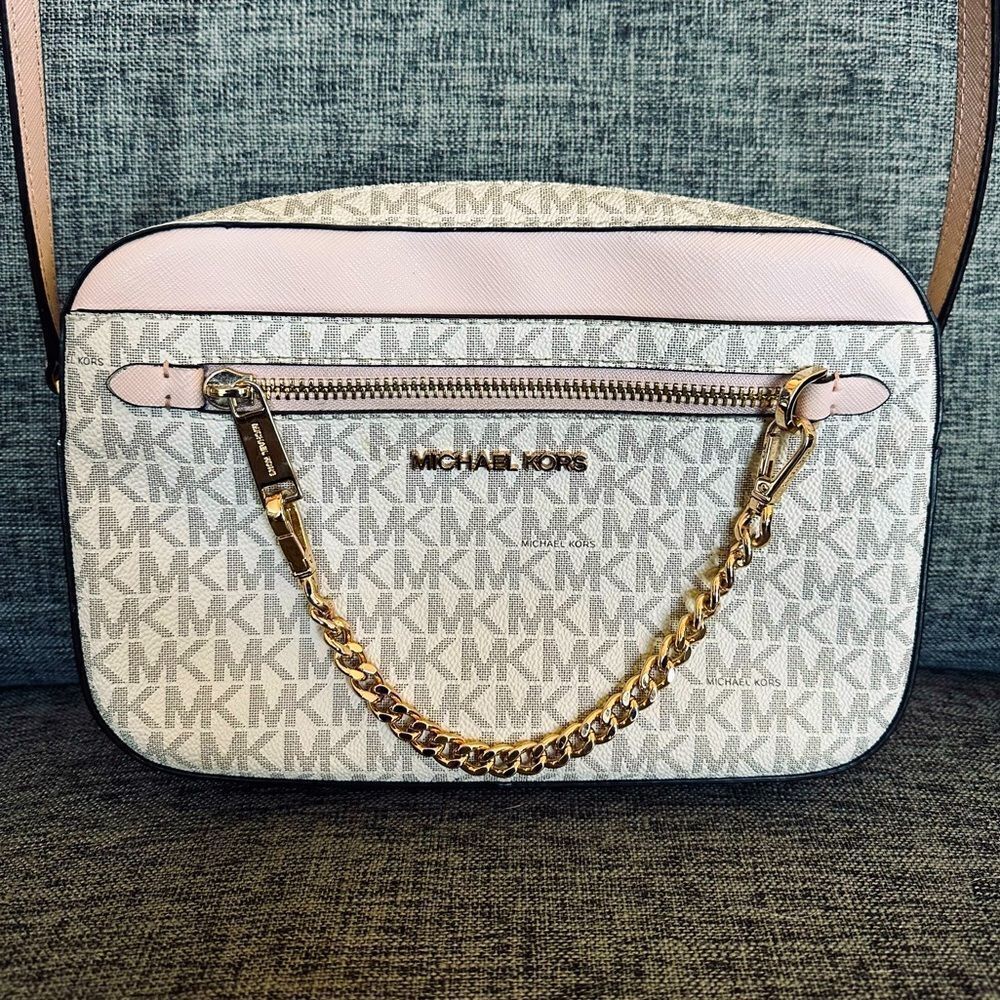 Michael Kors Jet Set Pink Cream Gold Chain Crossbody Purse Bag